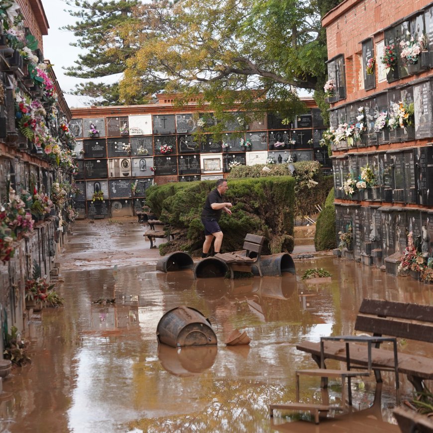 Spain Flash Floods: Scenes From the Deluge