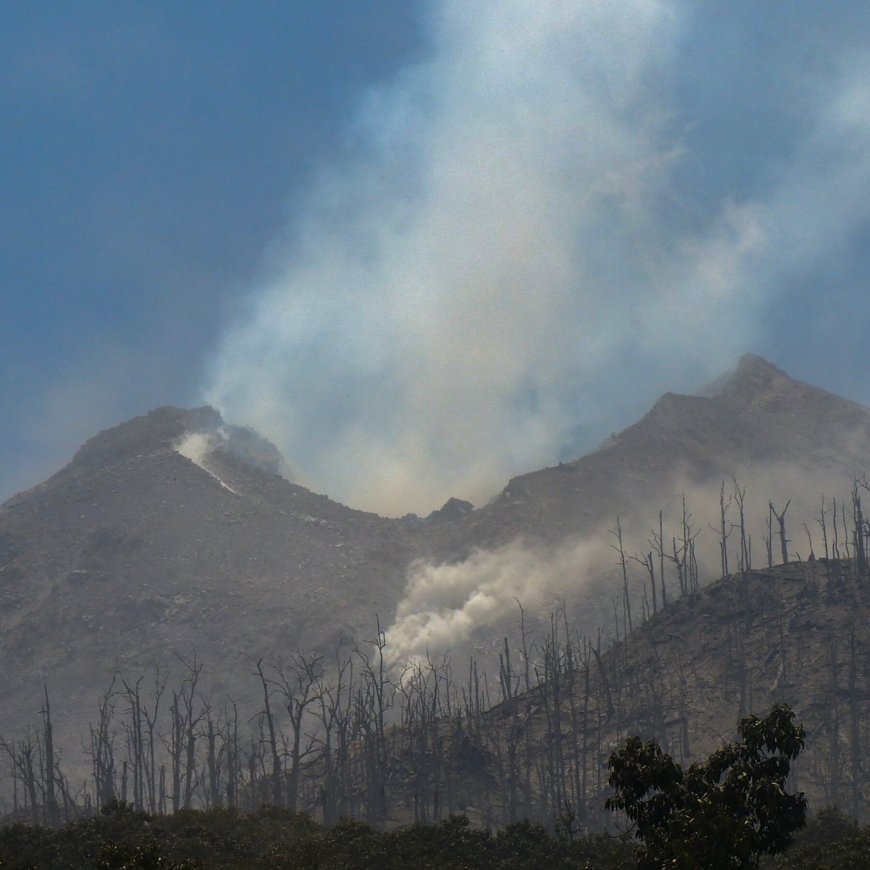 At Least 10 Killed in Indonesia After Volcano Erupts