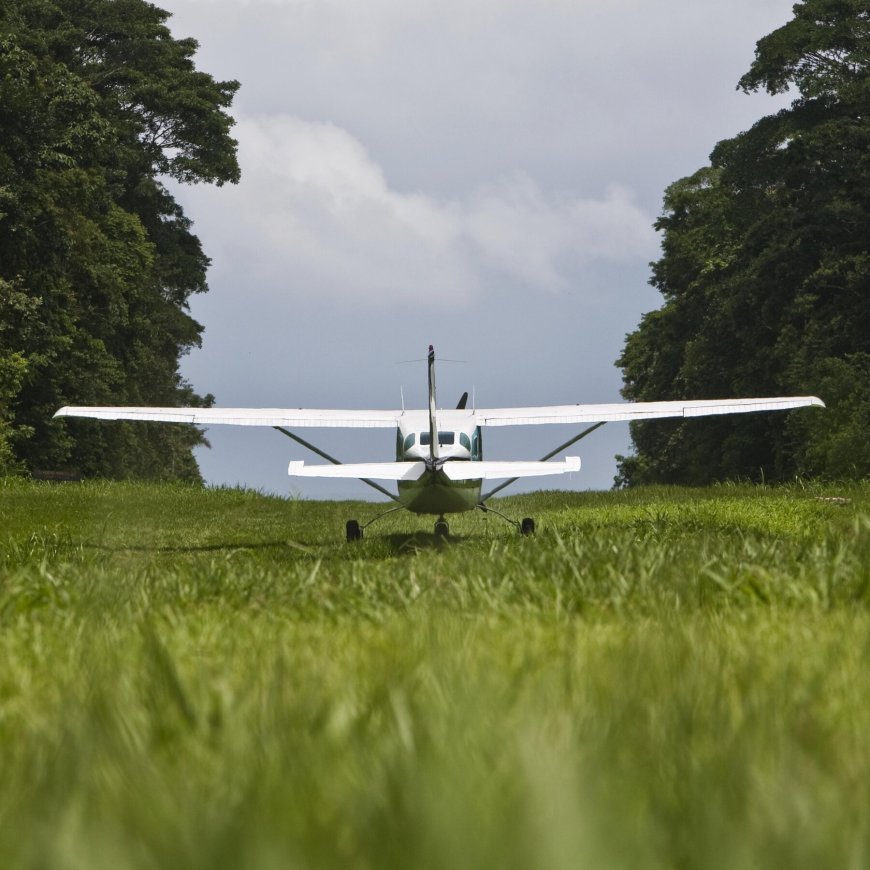 Small Plane Crash Kills 5 in Costa Rica