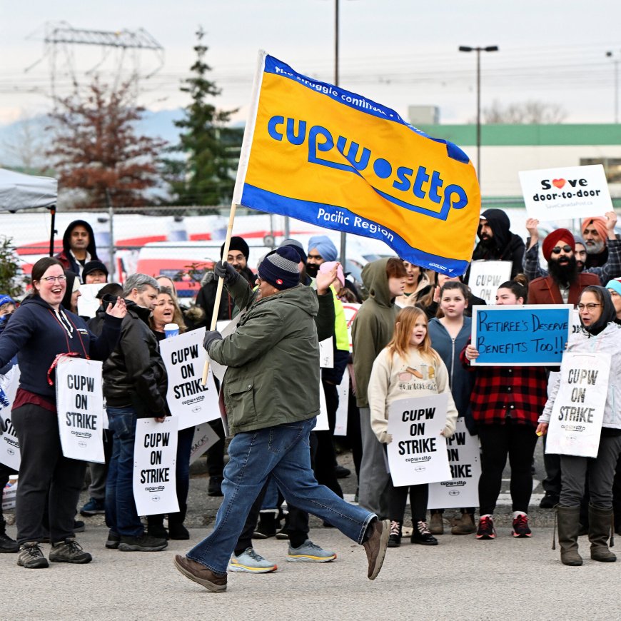 Canada’s Postal Strike Hits Christmas Deliveries in Remote Communities