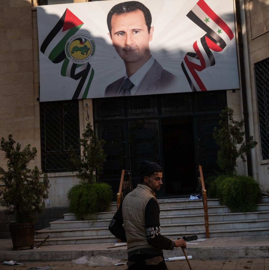 Live Updates: Syria’s New Leaders Receive Diplomats as al-Assad Appears to Defend His Exit