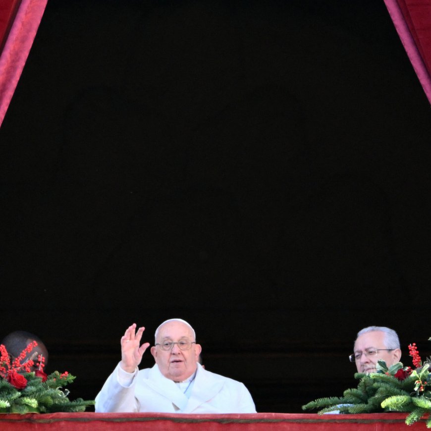 Pope Calls for Peace on Christmas as Church Begins Jubilee Year Celebrations