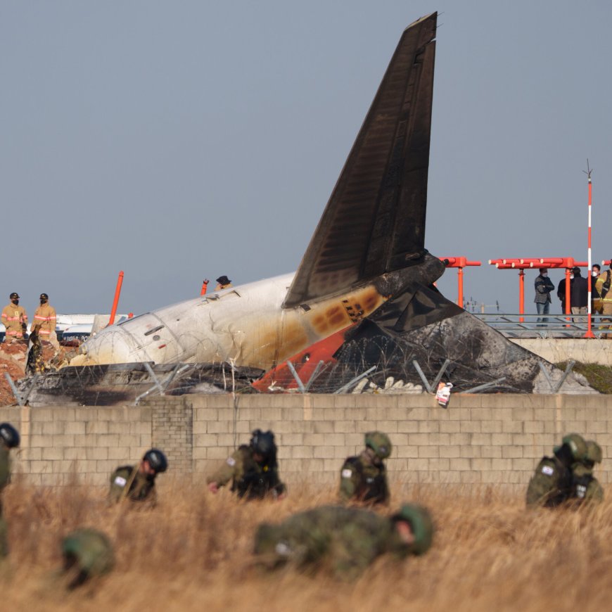 Live Updates: Jeju Air Flight Crashes in South Korea, Killing More Than 100