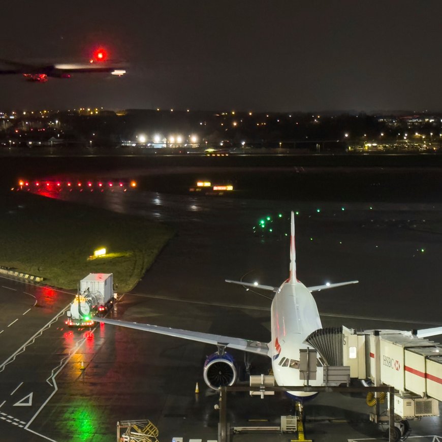 Flights Resume at Heathrow After Fire Forced Its Closure