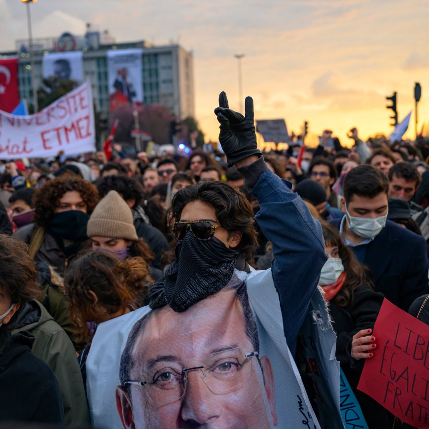 In Turkey, Critics of Erdogan See Democracy Eroding After Istanbul Mayor’s Detention