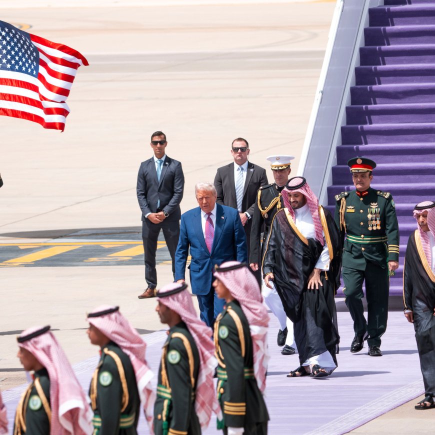 Saudis Greet Trump to His Tastes, With Pomp, Opulence and Real Estate
