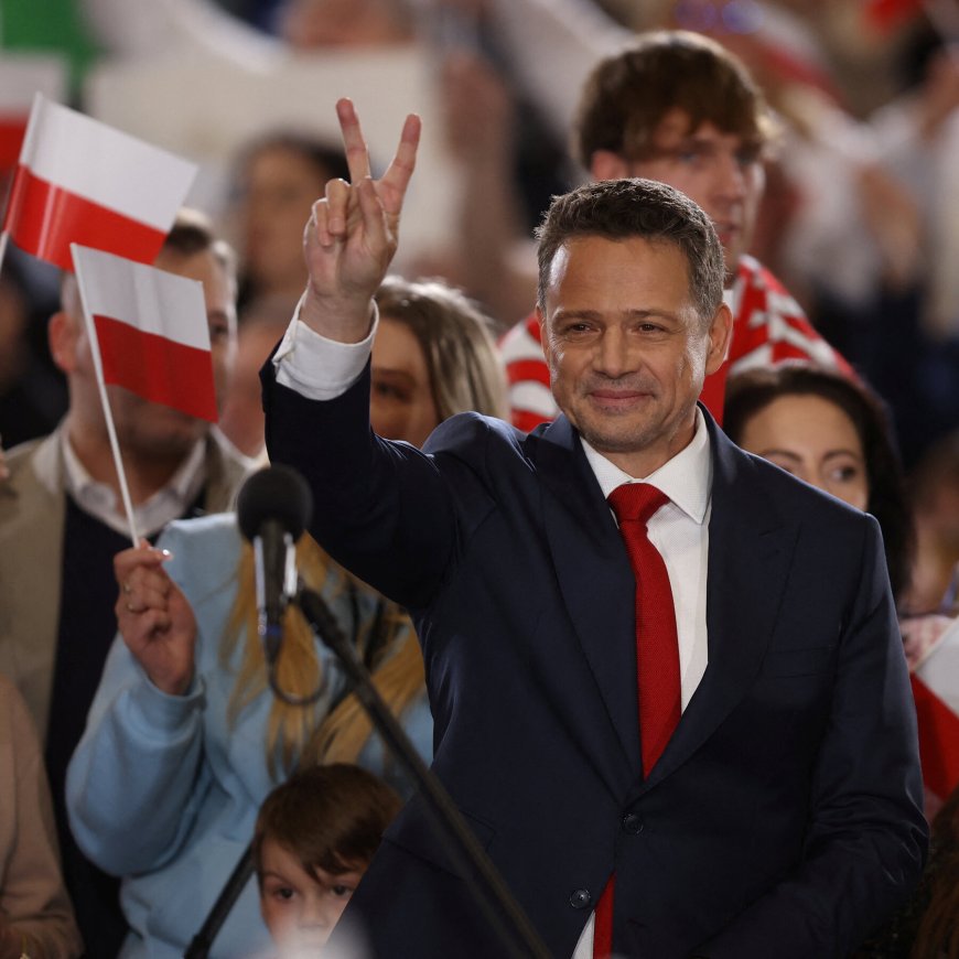 A Liberal Takes the Lead in the Critical Vote for Poland’s President