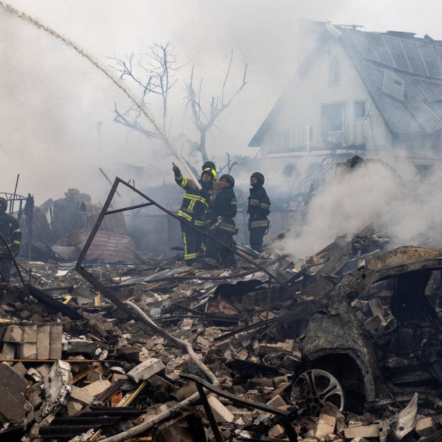 Russia Bombards Ukraine With One of Largest Air Assaults of the War