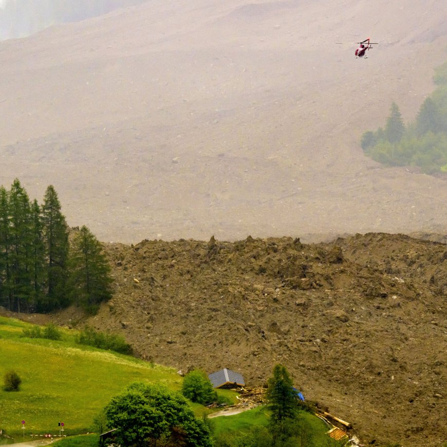 Glacier Collapse in the Swiss Alps Destroys Most of a Village