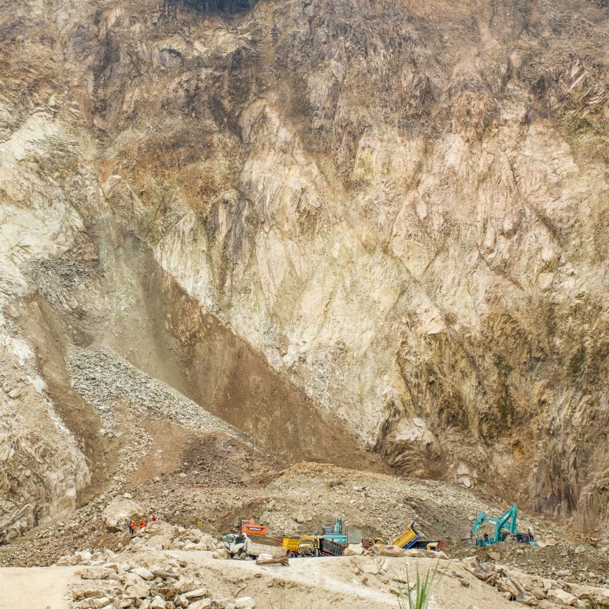 Landslide at Quarry in Indonesia Kills at Least 14