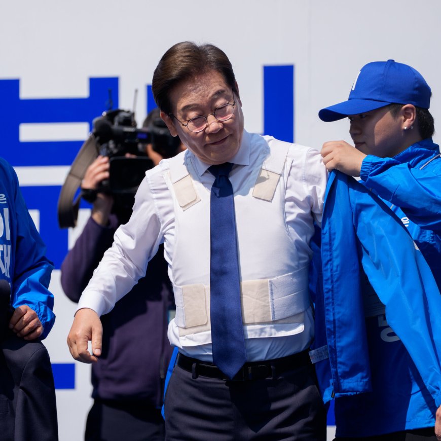 Bulletproof Vests and Glass: South Korean Candidate Tightens Security