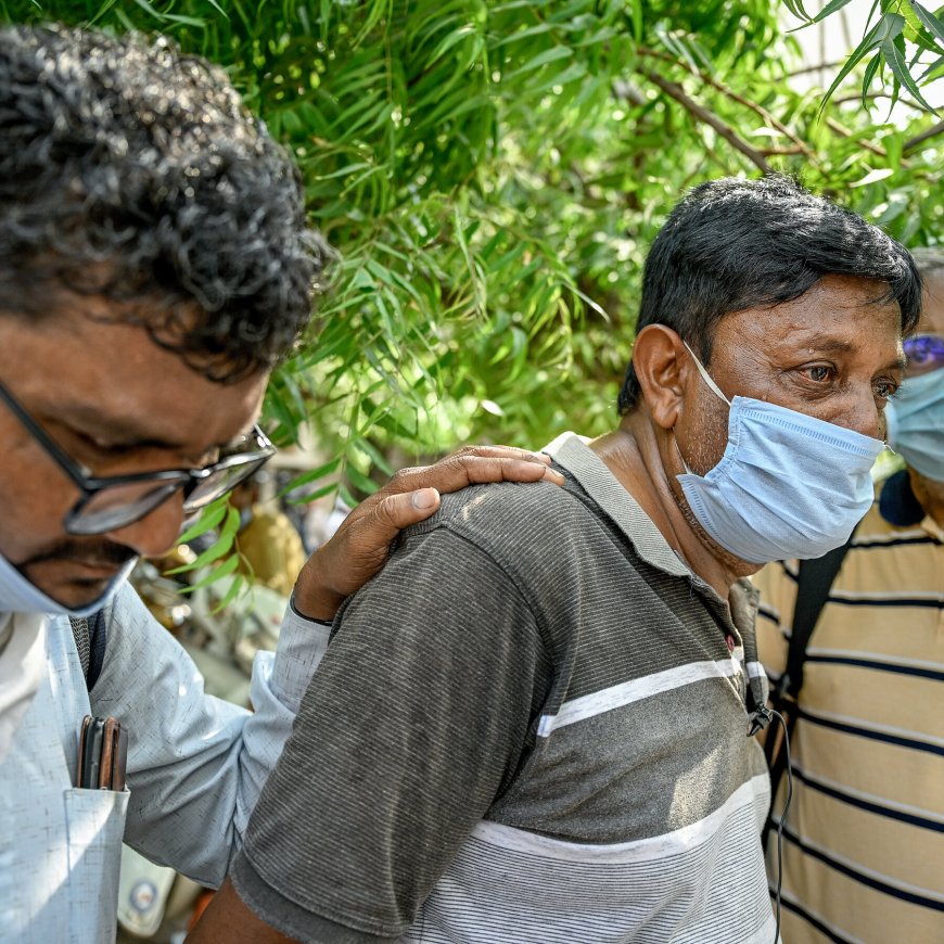 Lives Lost in India Crash: Expectant Grandparents, a Boy Selling Tea
