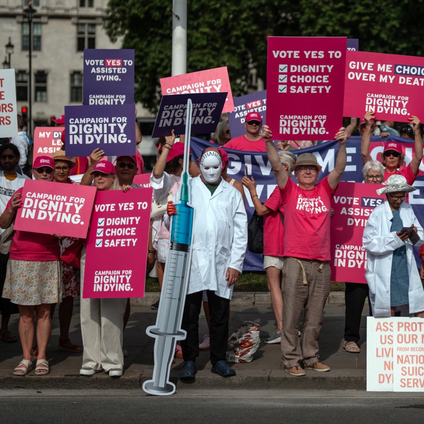 Medically Assisted Dying Closer to Legalization After Vote by UK Lawmakers