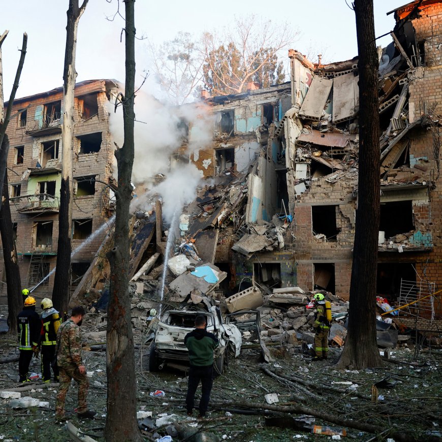 Russian Attack on Kyiv Kills at Least 6, Ukraine Says