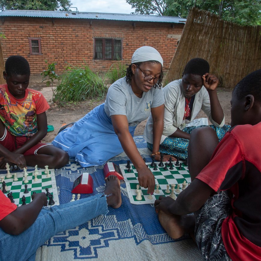 Chess Lover Introduces Game to Malawi’s Prisons, Schools and Street Kids