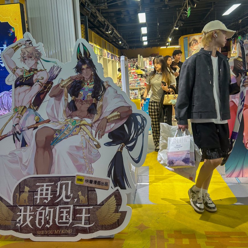 Chinese Police Detain Dozens of Writers Over Gay Erotic Online Novels