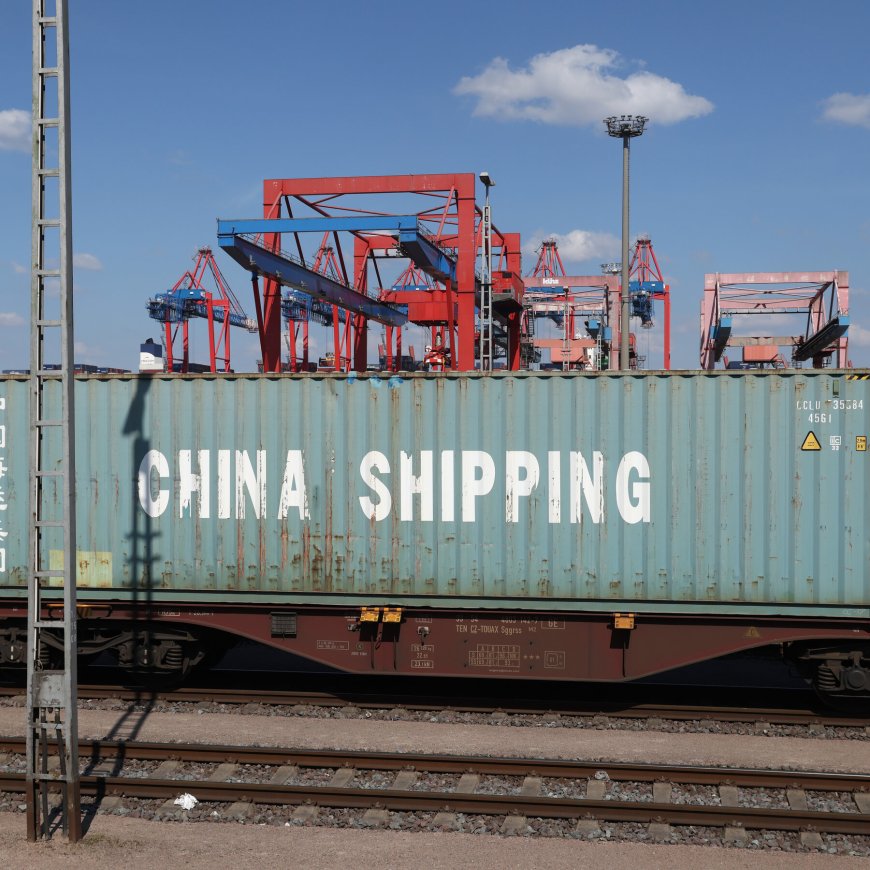 How Europe Got Stuck Between Xi’s China and Trump’s America