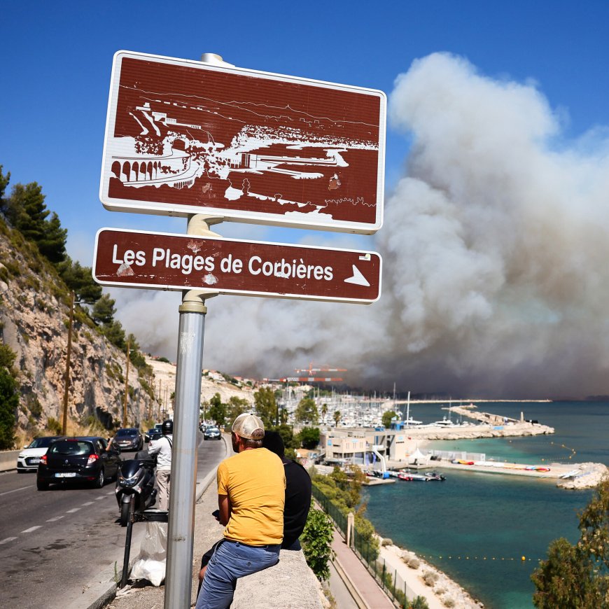 Wildfire on Edge of Marseille Injures More Than 100, Officials Say