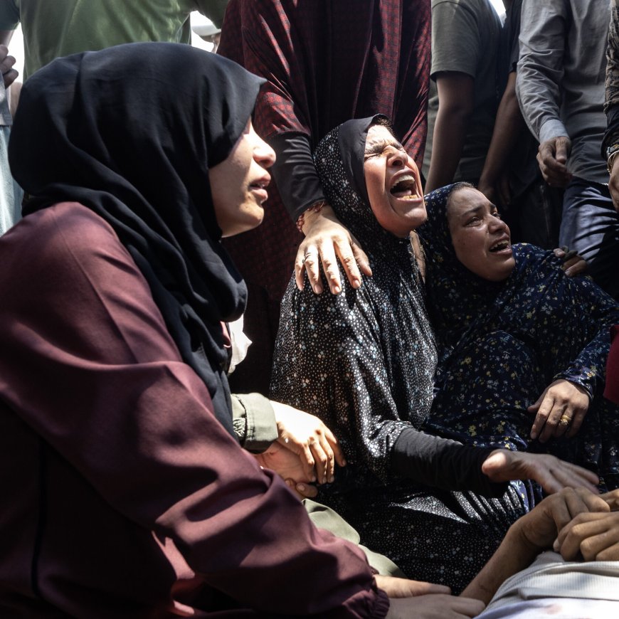 Dozens Are Killed at Aid Site Near Border, Gaza Health Officials Say