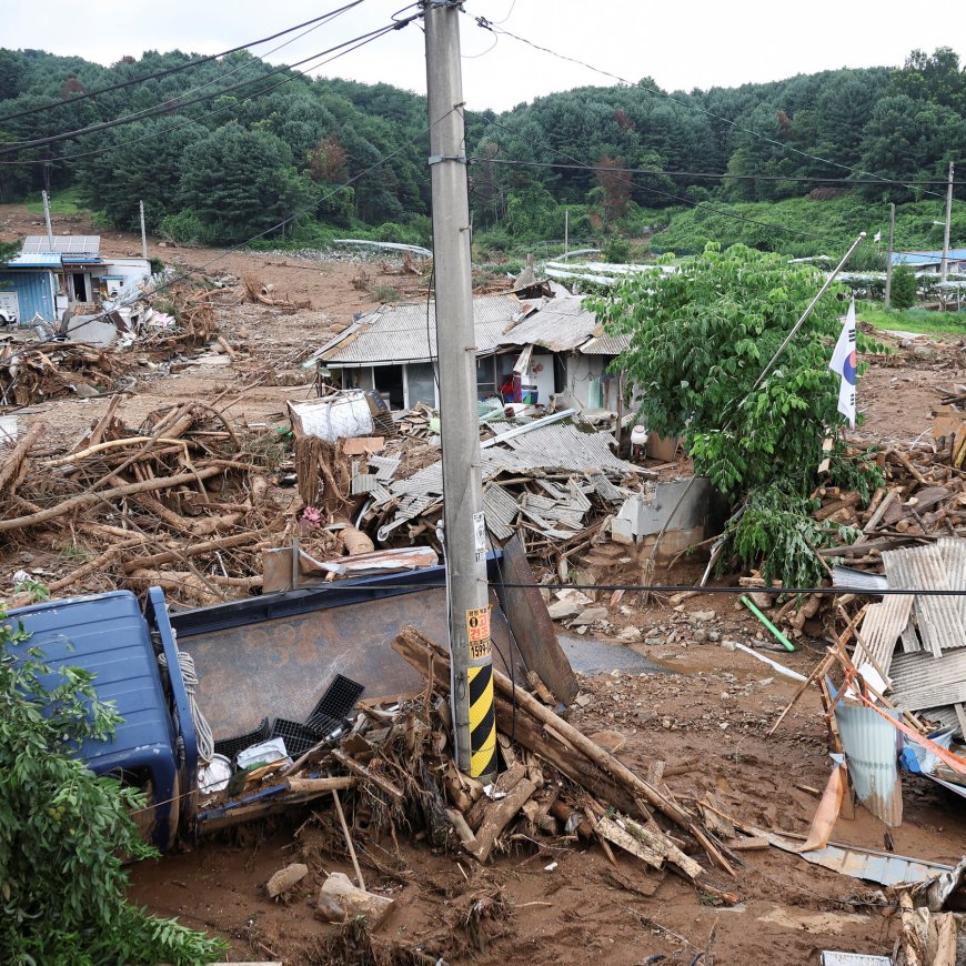 Landslides and Floods Kill 18 in South Korea