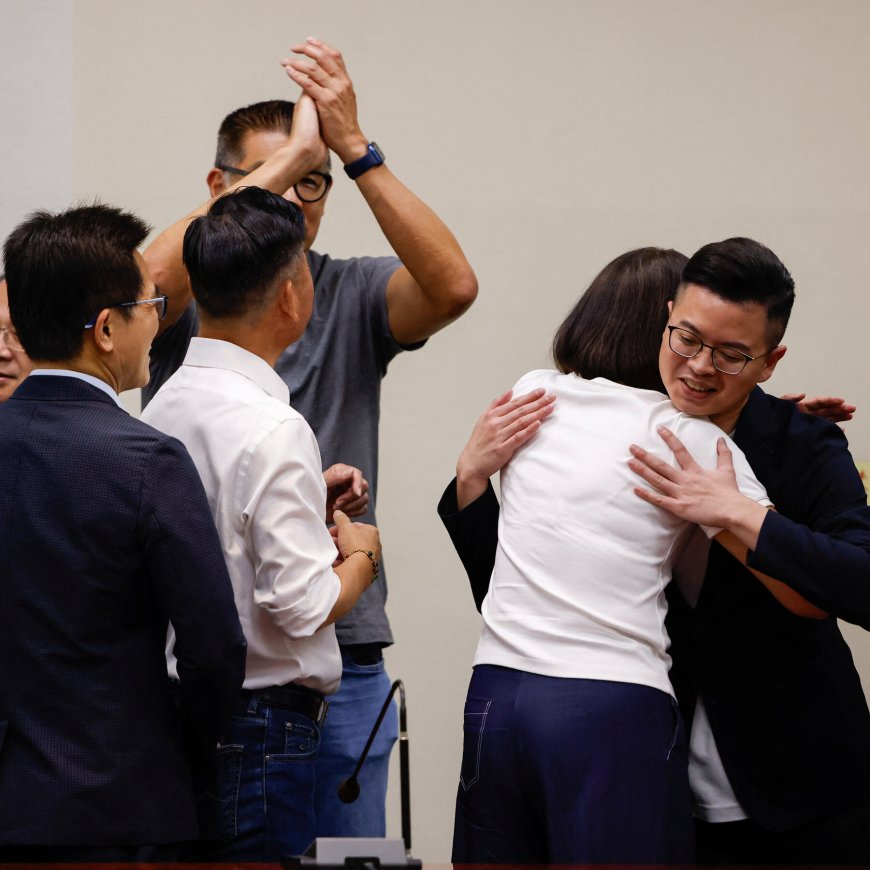 Taiwan Recall Campaign Fizzles, in a Setback to Its President