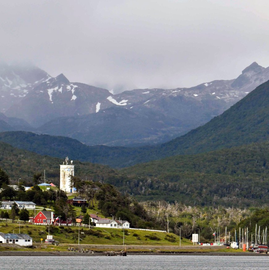 Large Earthquake Strikes Drake Passage Near Argentina and Chile