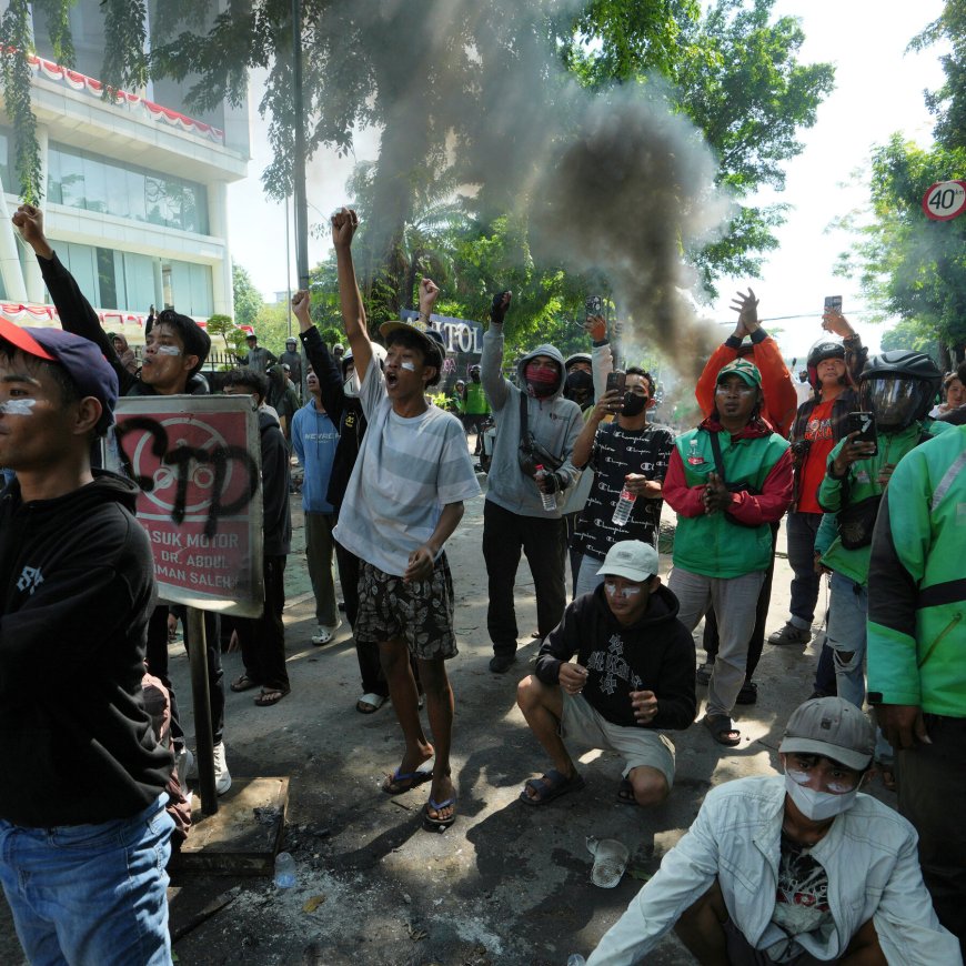 Students Call for More Protests in Indonesia After Deadly Clash With Police